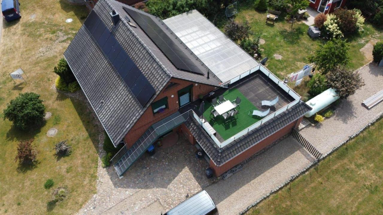 Ferienwohnung-In-Mecklenburg-Am-Kritzower-See-Mit-Ruderboot Kritzow  Exterior photo